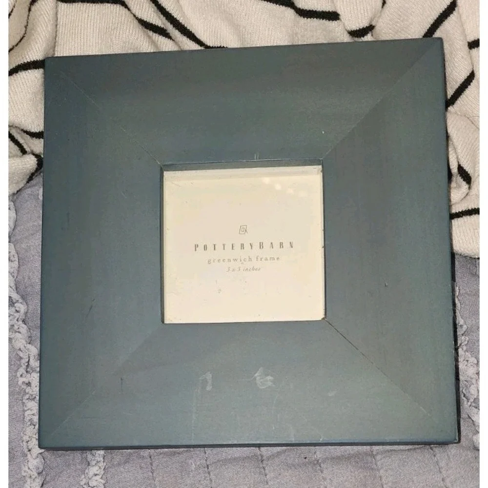 Pottery Barn Square 7X7 Dark Blue Gray Grenwich Frame W/ Beveled Matte 3x3 Pictu